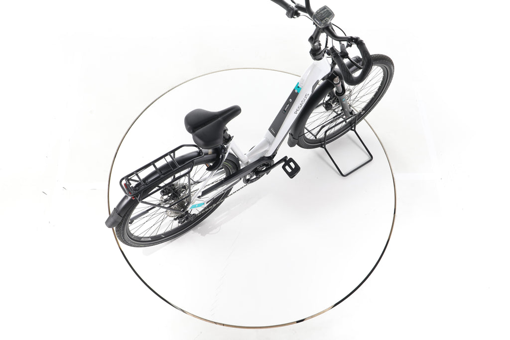 Pegasus Premio Evo 10 Lite Trekking E-Bike Tiefeinsteiger - Image 24